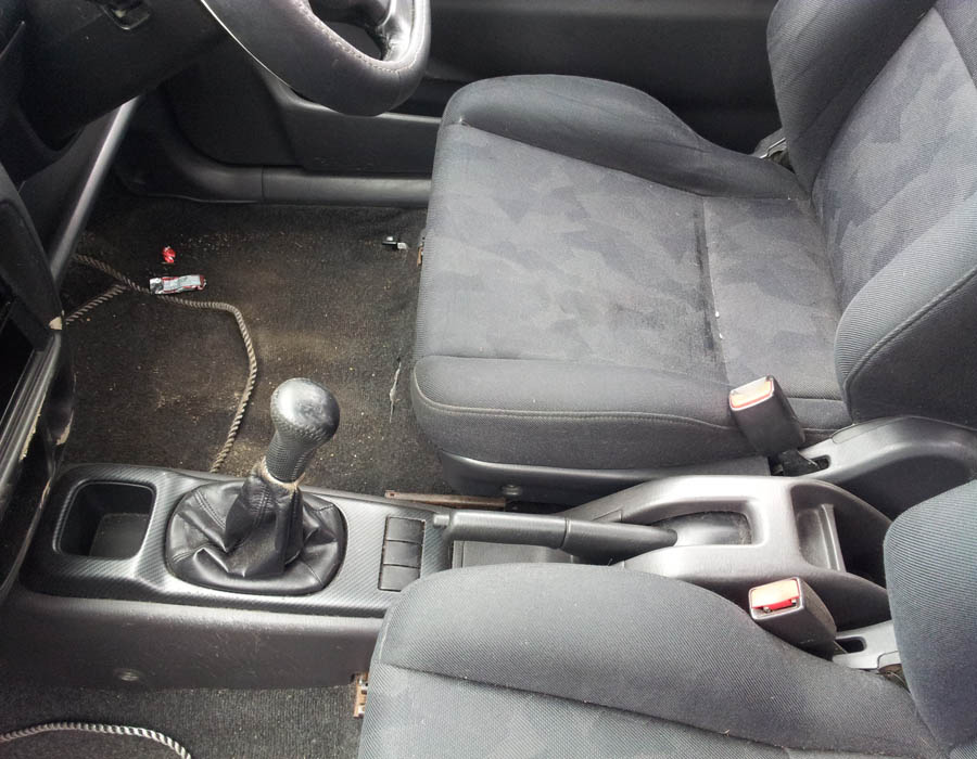 Suzuki Ignis Sport centre-console